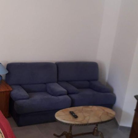 Confortable En Hyper Centre Parking Gratuit Dans La Rue Acces Avec Boite A Clee Castres (Tarn) Exterior foto